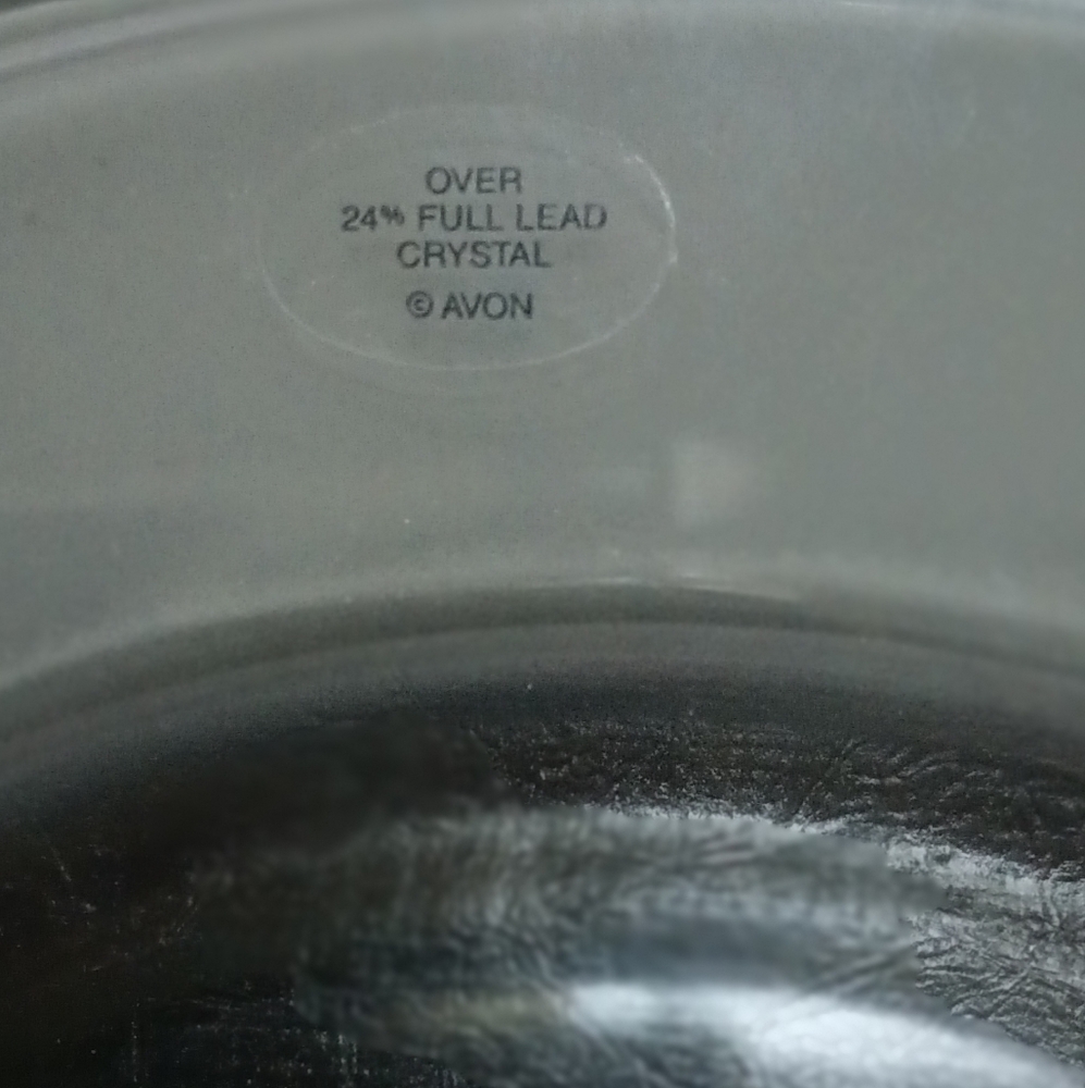 Avon Set of‎ 2 Clear/Frosted Crystal Hummingbird Desert Plates - Picture 5 of 10